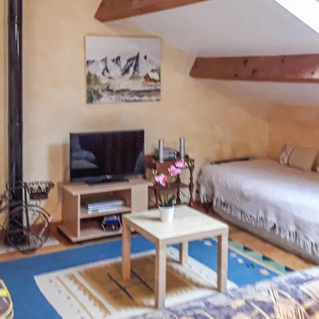 Feriehus 2 Bedroom In Villefort (Lozere)